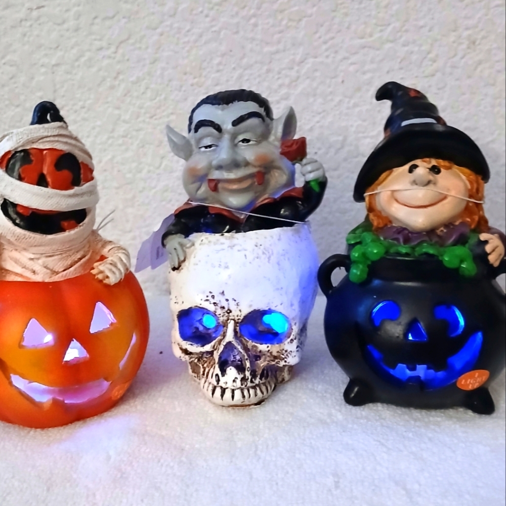 Light up Halloween figures
